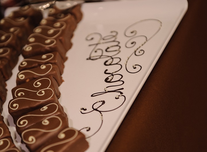 chocolate treats with text: chocolate bar