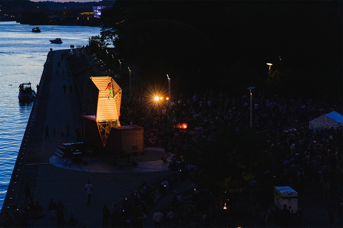 Wide shot of Origami container opening up