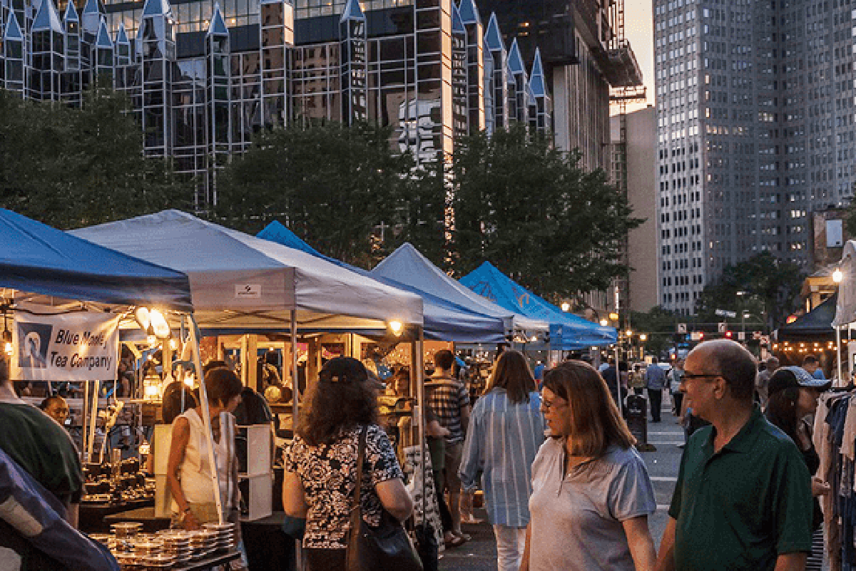 Saturday night market in downtown Pittsburgh
